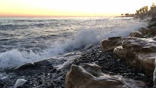 Piedras antiEstrés. Sonido de olas contra rocas rodando. Olas para dormir.