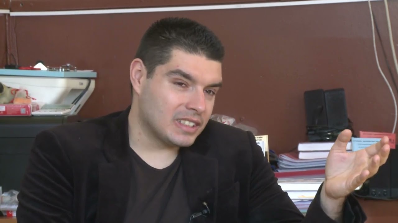 Na Kafi Sa: Stefan Simić, Pisac