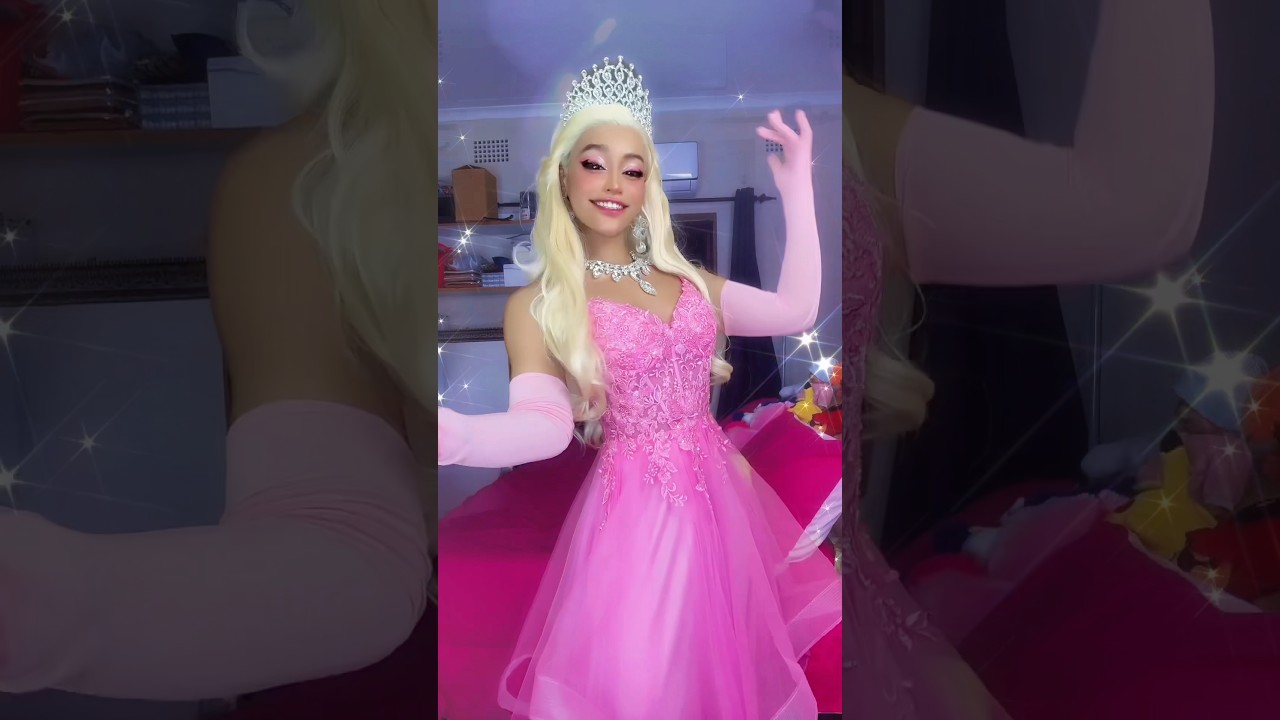 Glinda Cosplay⚠️Glinda hopping onto this dance trend🥰#princesssachiko #sachi_hime96 #wickedmovie