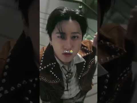 WHAT THE F WOAH BLEEP Straykids UnveilTrack BLEEP BLEEP CEREMONY