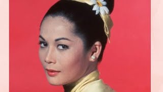 13 Sexy Photos of Nancy Kwan