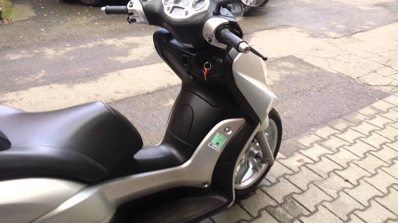 Yamaha x city 125 - YouTube