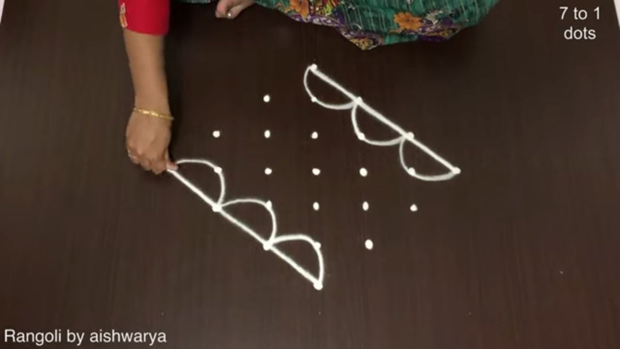 Eight Diyas Diwali Rangoli