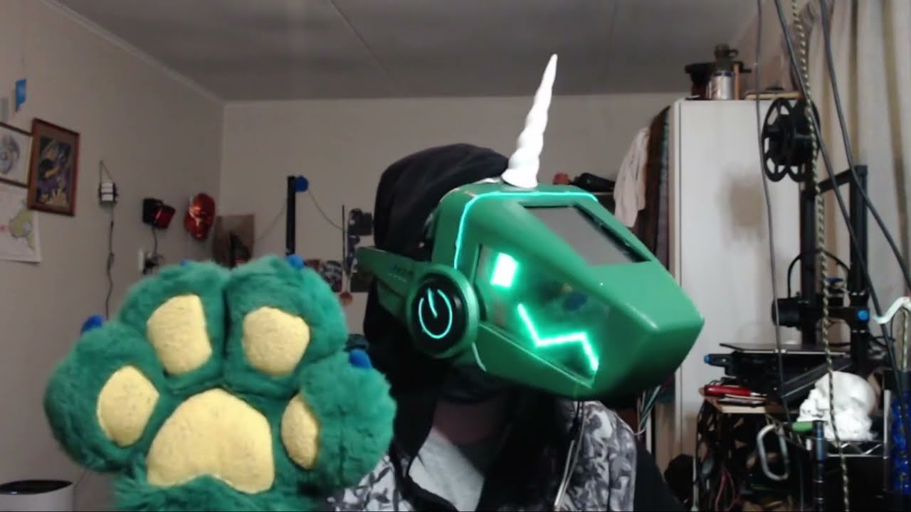 Protogen fursuit first boot up test ! 