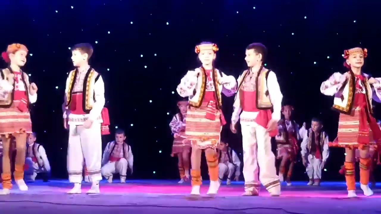 Гей гуцули, лемки, бойки. Маленька Верховинка