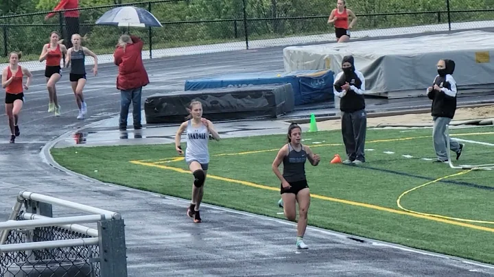 Emily McDonnell - 800m   May 8, 2021