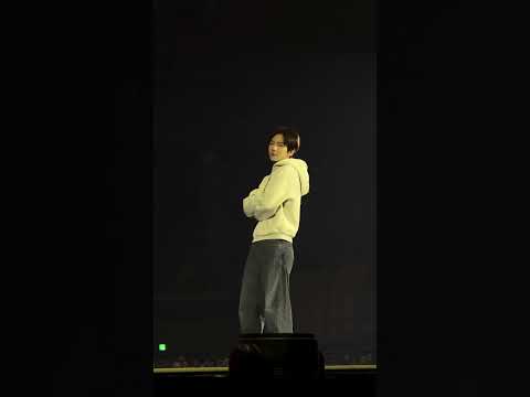 OVERDRIVE #baekhyun #백현 #변백현 #reveriedot #reverietour #overdrivechallenge