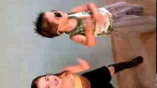 Bibi E Dede Dançando Funk