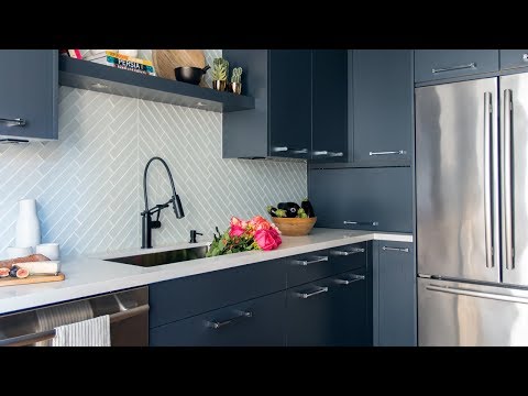 interior-design:-sleek-dark-kitchen-makeover