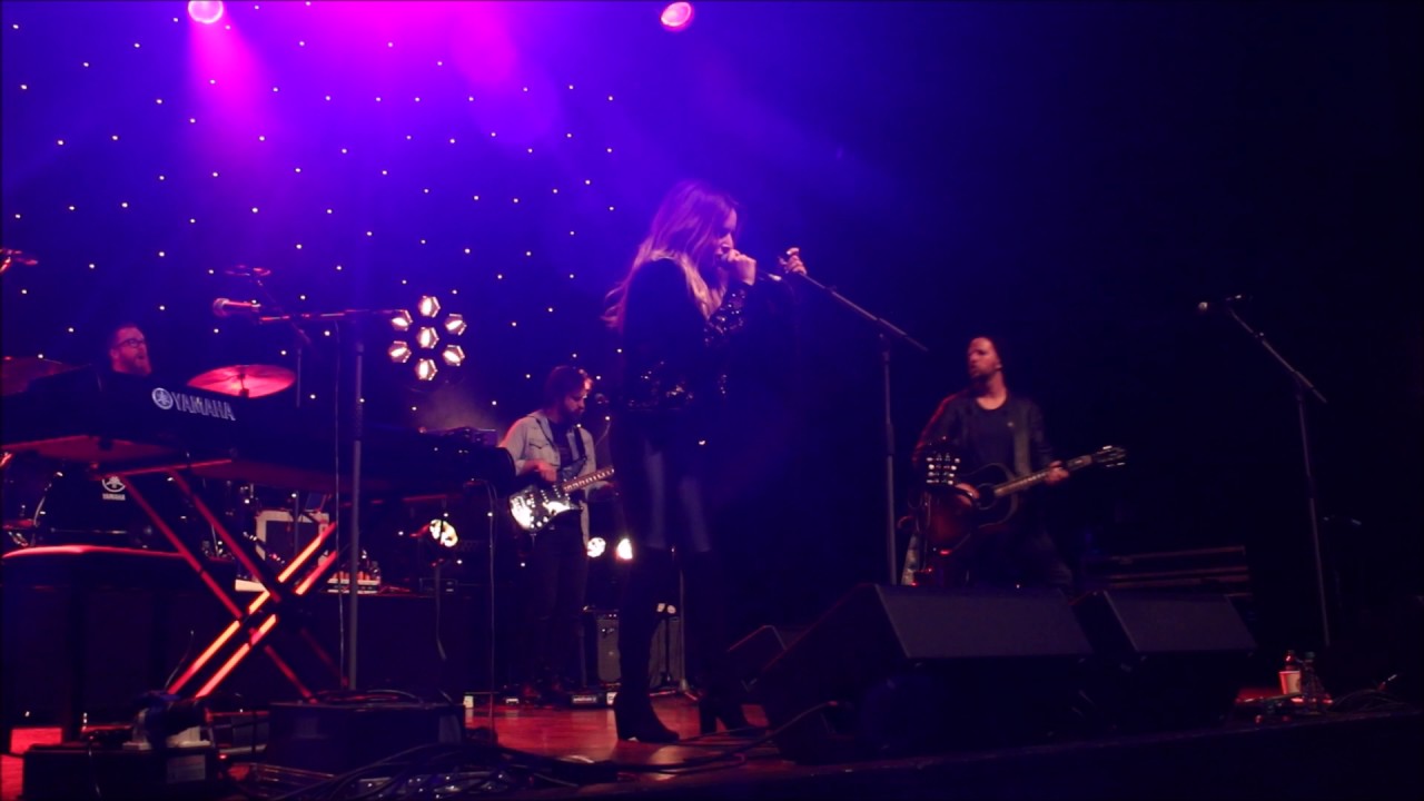 Lucie happy without me p2