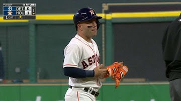 DET@HOU: Altuve rips an RBI double to left field