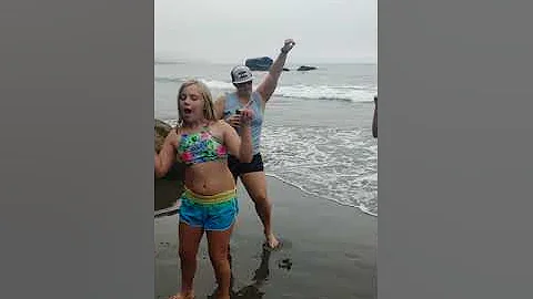 Gurleys go to the coast