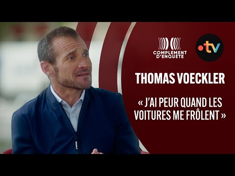 Thomas Voeckler in the red chairs of Complément d'enquête