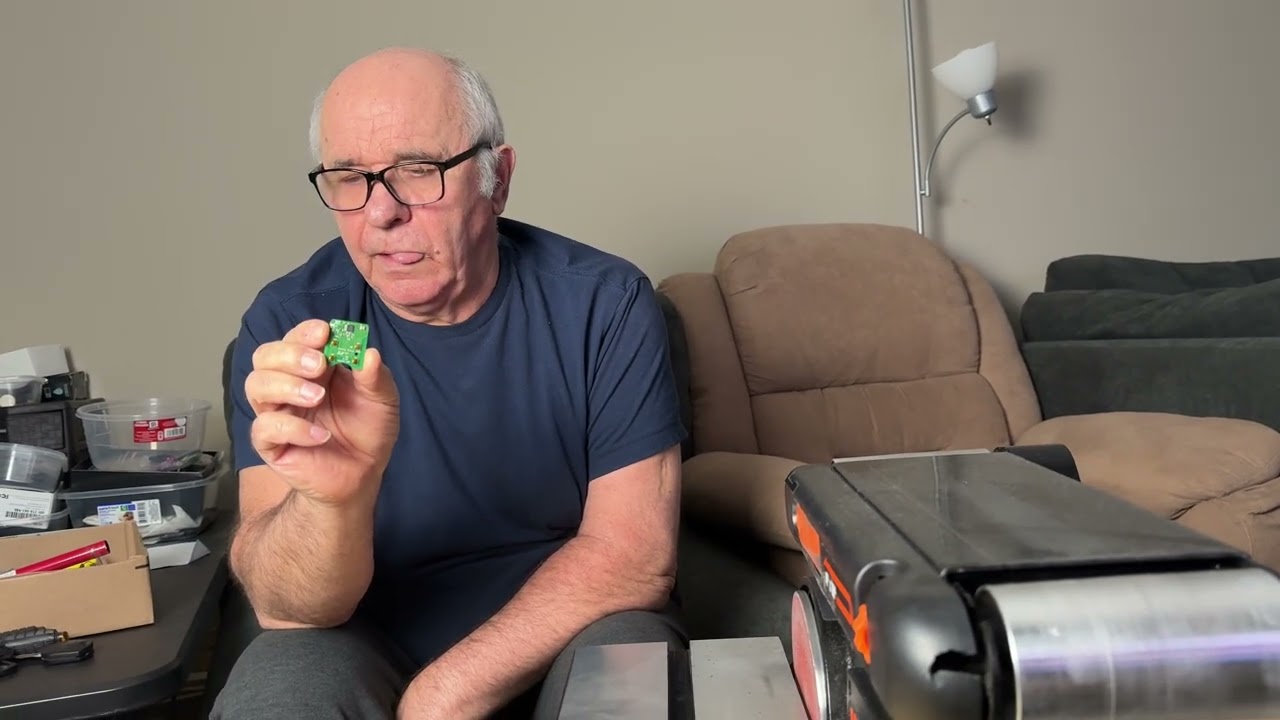 How to replace  Ford old key shell  for new shell and blade.