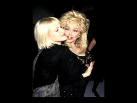 Cover Dolly Parton & Cyndi Lauper - Hard Candy Christmas