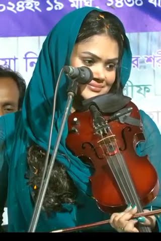গাজা নৌকা পাহাড় বাইয়া যায়। বাবলি সরকার🥰gaja noika pahar baiya jay babli sorkar🥰#short song
