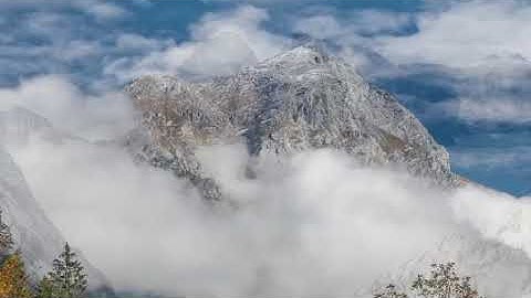 ما تيسر من سورة النمل للقارئ محمد المهيزع الأثري حفظه الله