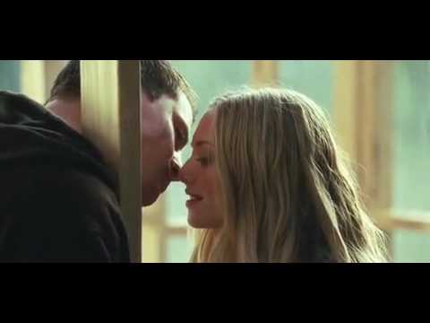 Dear John Official Movie Trailer.