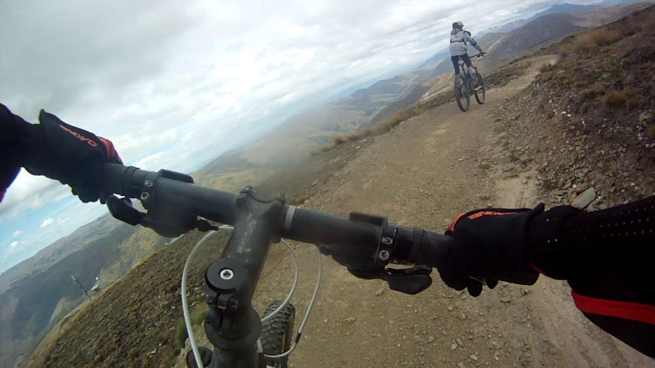 Downhill at Cardrona with Aran Quinn