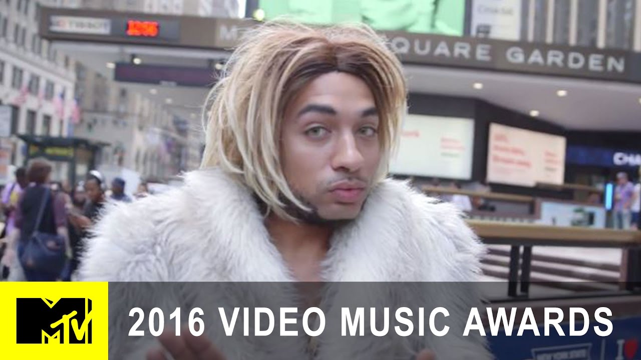 Joanne the Scammer Scams Her Way Into VMAs  2016 Video Music Awards