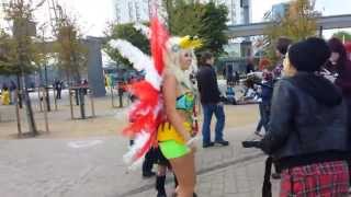HOT COSPLAY GIRL COMIC-CON LONDON 2013