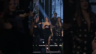 Obrigado a cada um de vocês que seguem assistindo o clipe de  “Vai Viver a Sua Vida”!