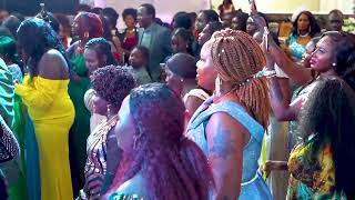 Moment Fans Went Crazy With Sweet Angel Cie Lang Song.