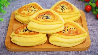 玉米面加鸡蛋，开水一烫，教你做早餐，外酥里软，越嚼越香