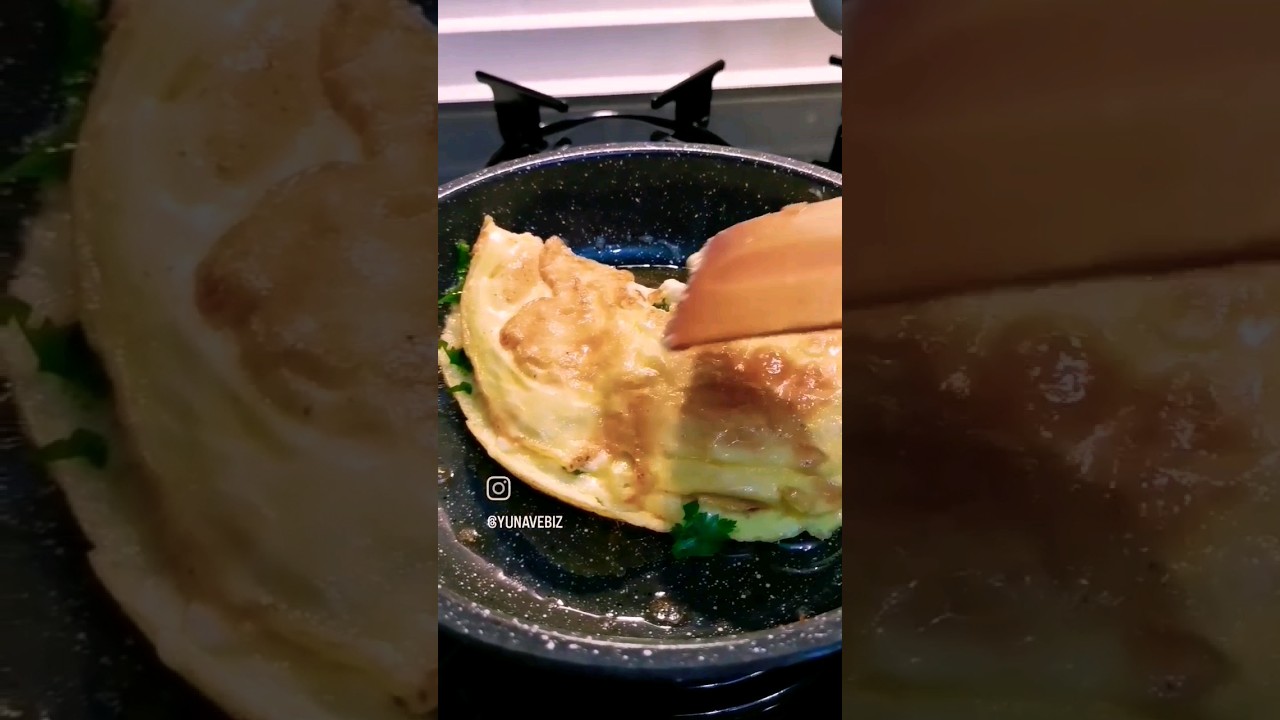 kahvaltılık pratik ve lezzetli bir omlet #shorts#yemektarifleri