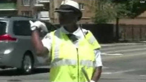 Watch: Crossing guard knows how to boogie!