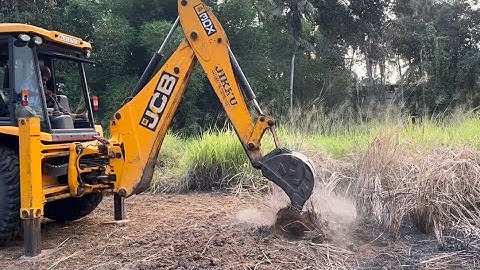 Jcb 3dx digging and removing grass | #jcb3dx #jcb #jcbcartoon #jcbmachine #jcbbackhoe #jcbstunt