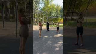 Разминка на свіжому повітрі перед заняттям на полотнах #розминка #спорт #бровари #заняттядлядітей