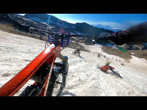 MEGAVALANCHE 2022 ? // Chaos on the Alpe d'Huez Glacier! - FULL RACE RUN