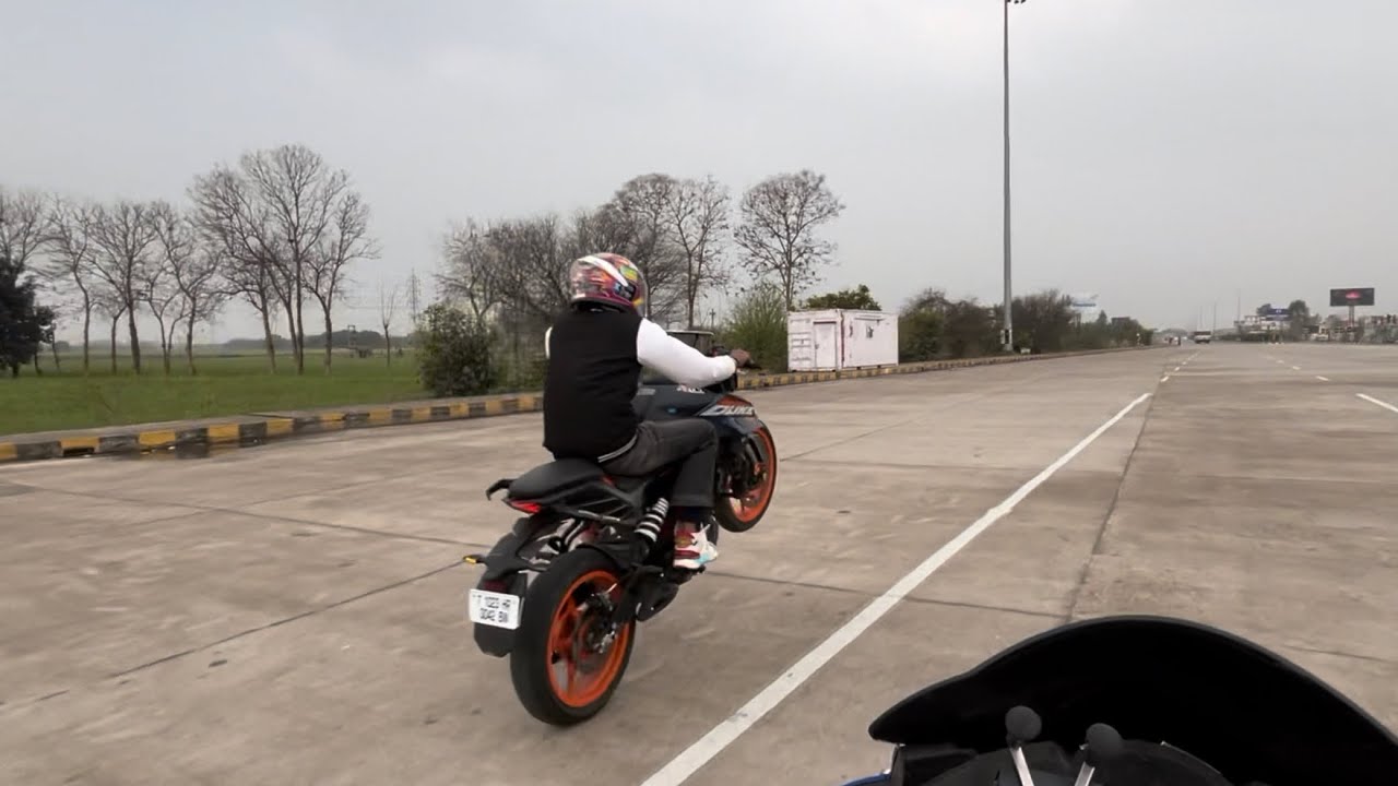 Sunday morning full hyper ride, drag race between APACHE200 RC200 RS200 APACHE310rr DUKE390 RC390