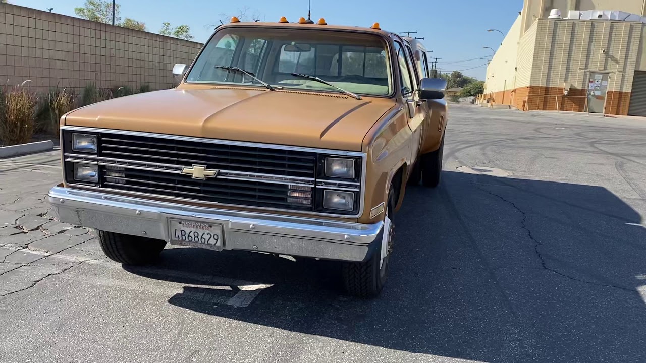 1984 Chevy c30 - YouTube