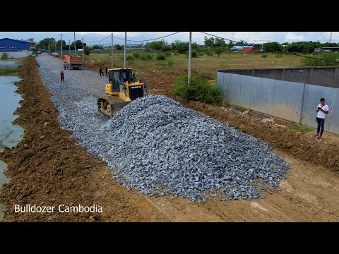 Best Techniques Poccessing Dozer Pushing Gravel Making Foundation Village Road