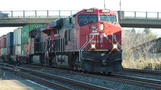 CN Train 149 Meets CN Train 532 November 10, 2021