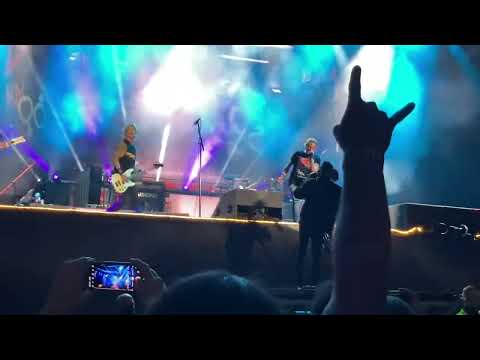 Guns N’ Roses - Walk All Over You (AC/DC cover) (Live) - Lisbon, Portugal, 06/04/2022
