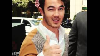 Kevin Jonas Interview on 98.5 KLUC the Zoo [19/4/2013]