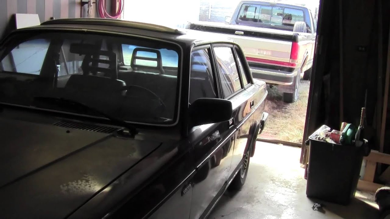 1989 Volvo 240 Gets Towed By a Ford F-150