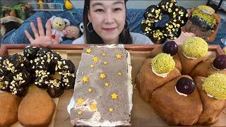 ASMR Mukbang | Dubai Pistachio Chocolate Desserts 🍫💚 Mochi Basque, Soft Cookie | Cooking Vlog | 먹방 screenshot 2