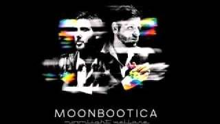 Moonbootica - Mau Mau High