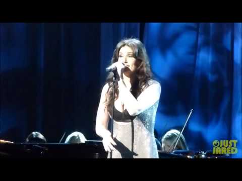 Idina Menzel's high