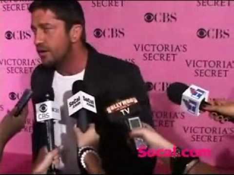 Gerard Butler - Victoria Secret's Fashion Show 2007