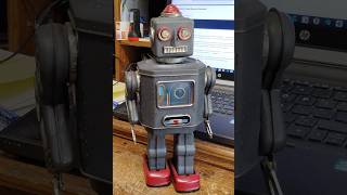 Custom robot by Henk Gosses , in for a tune up. Henk is no longer with us, but his robots live ON.