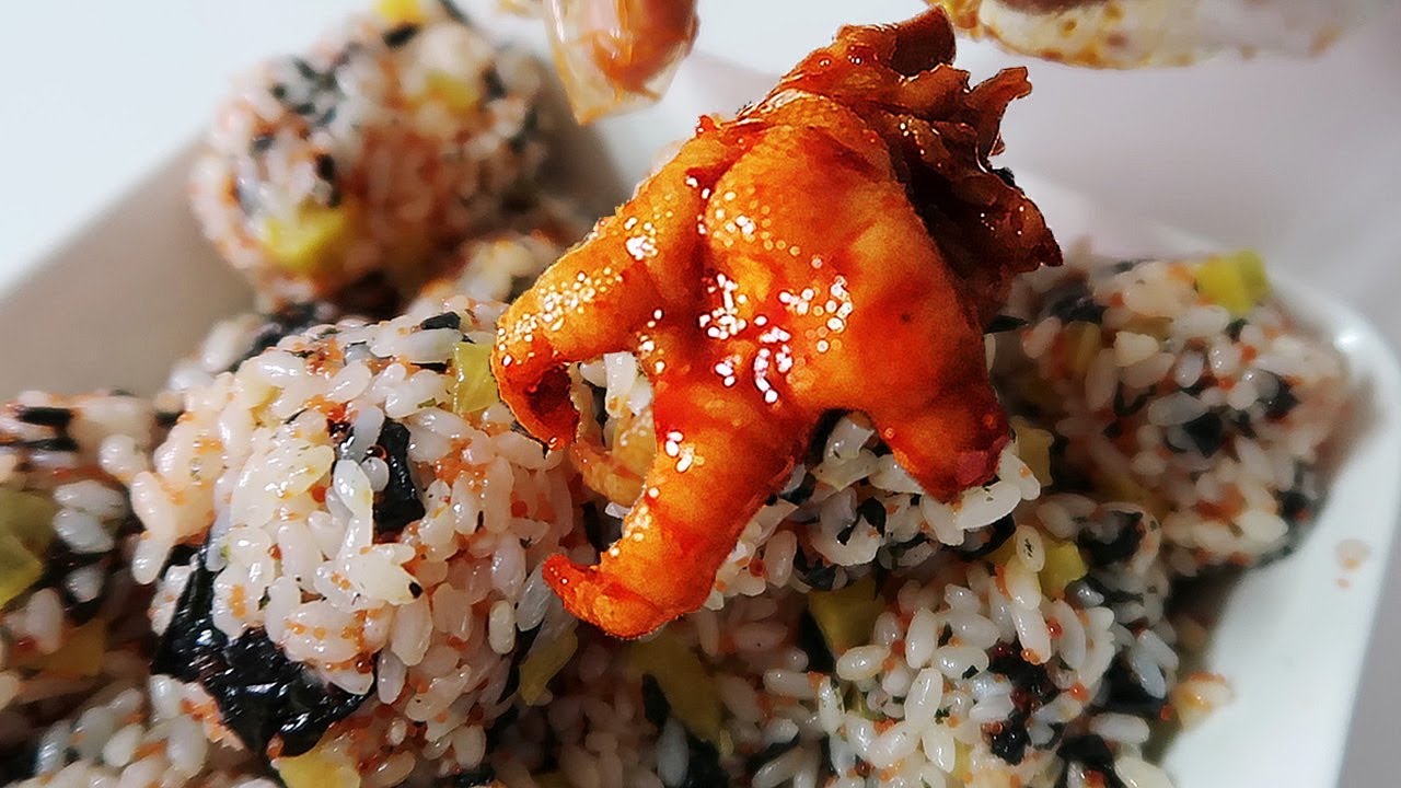 Ceker ayam Korea + Sambal terasi Indonesia = MANTAP 