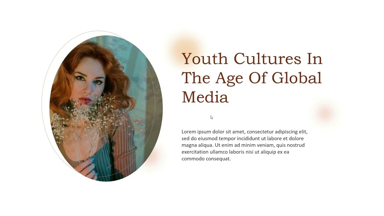 Glamour Fashion Powerpoint Template