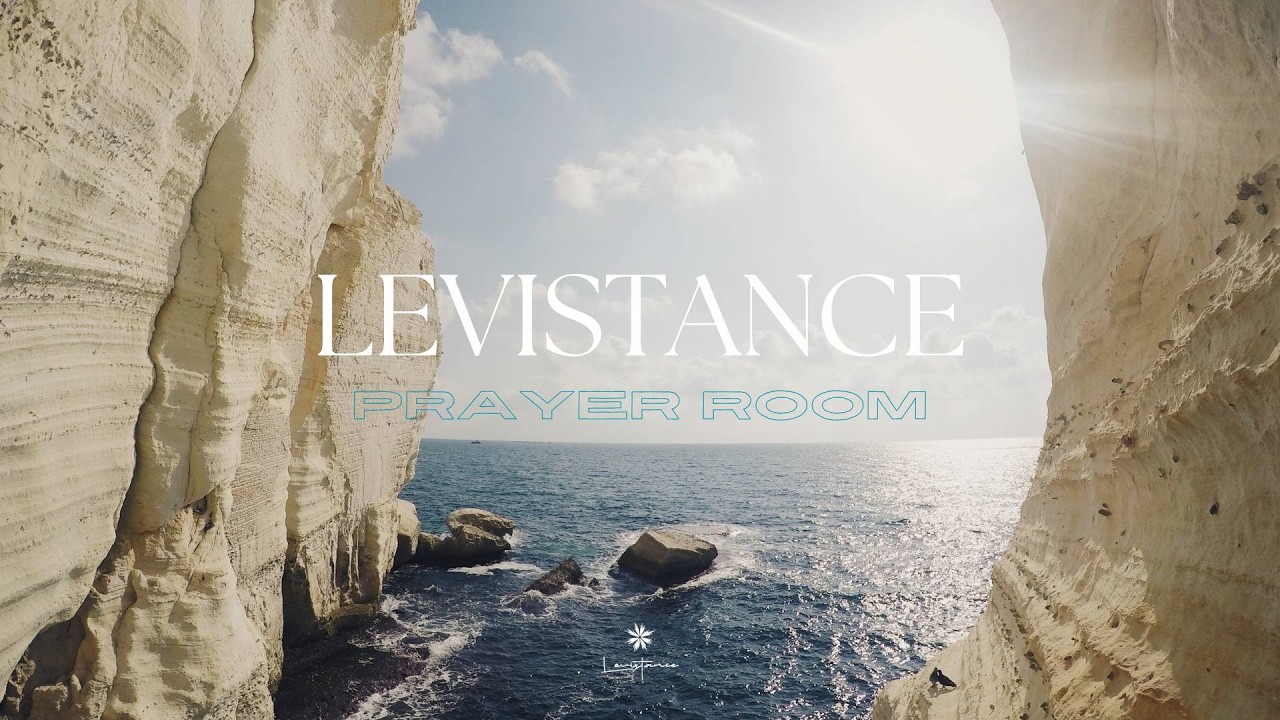 [Back to First Love] LEVISTANCE in PRAYER ROOM