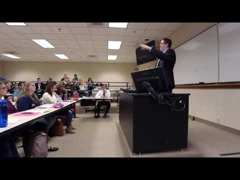 Vidéo: De quel score LSAT ai-je besoin pour le South Texas College of Law?