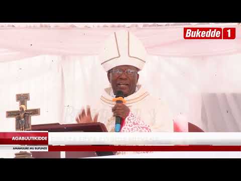 Agabuutikiddee Okukuza Olunaku Lw Essaza Lye Masaka Bishop Jjumba Alabudde Abavubuka Ku Ttamiiro